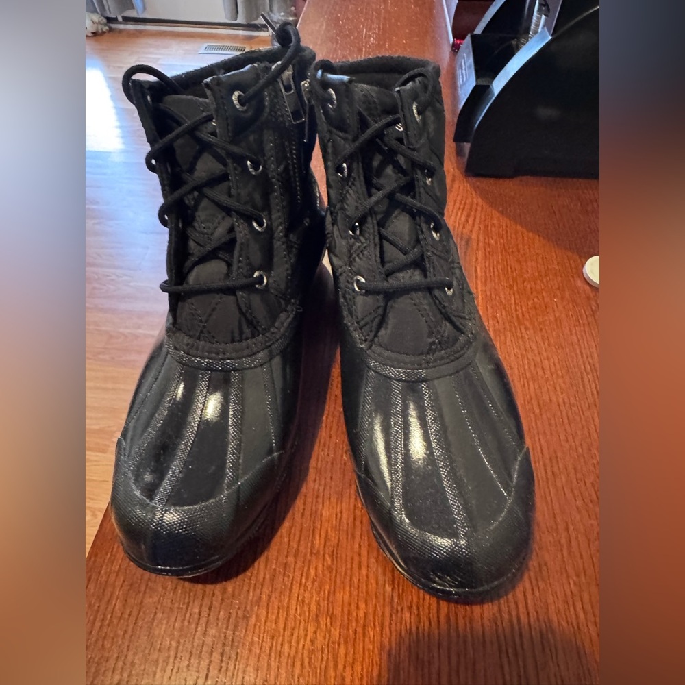 Sperrys Black Waterproof Lace-Up /zipper- WOMANS-NWOT